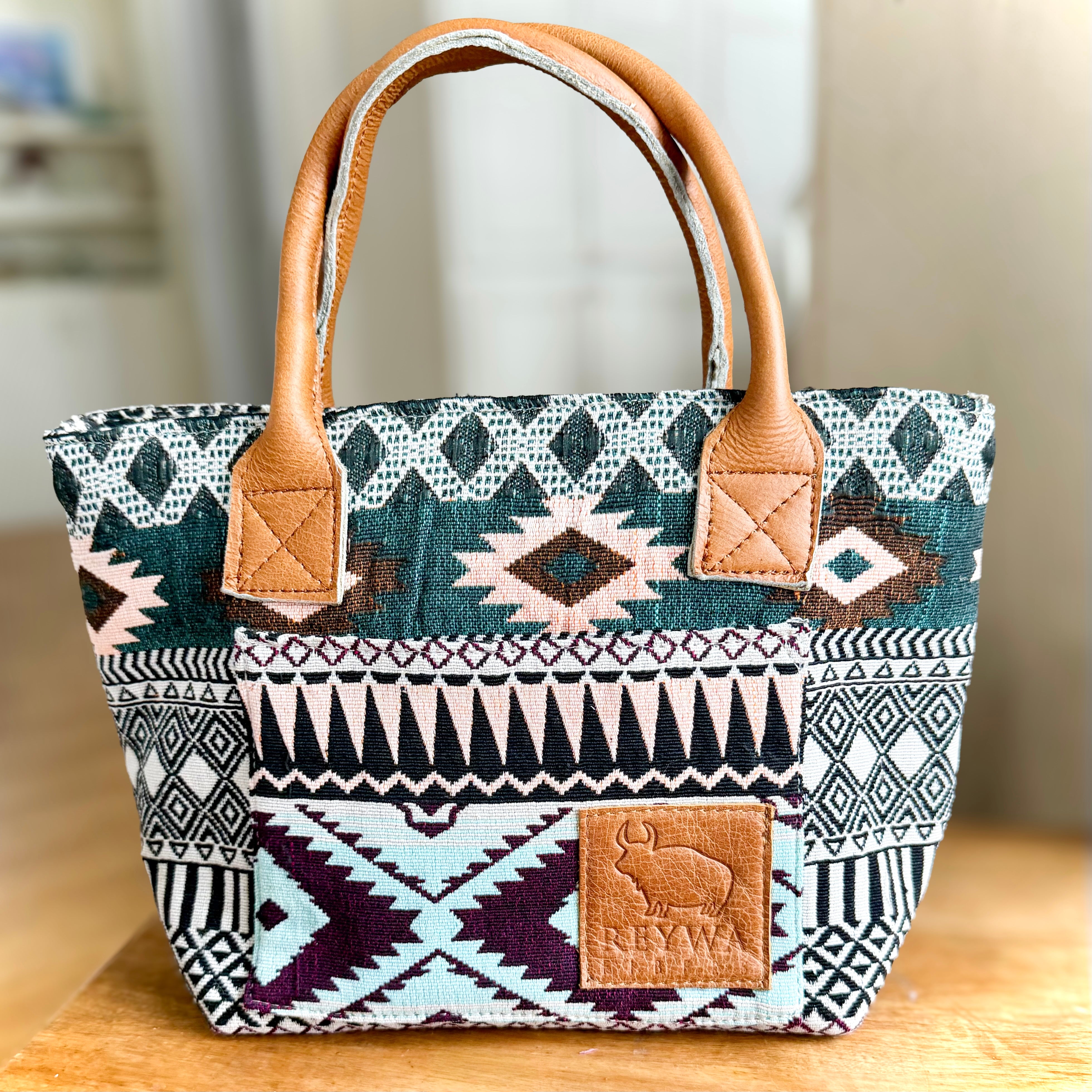 Reywa Fibers Classic Bucket Bag