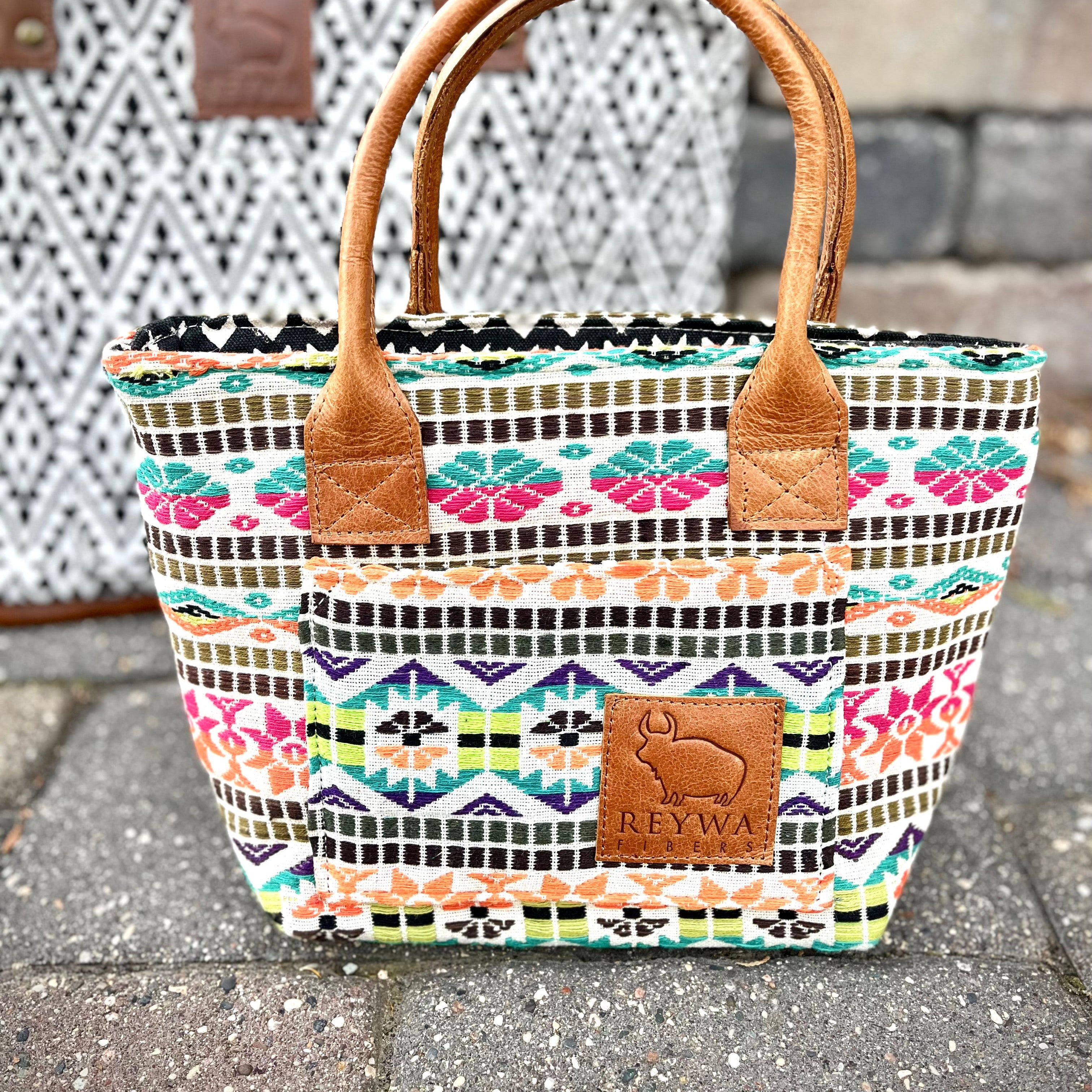 Reywa Fibers Classic Bucket Bag