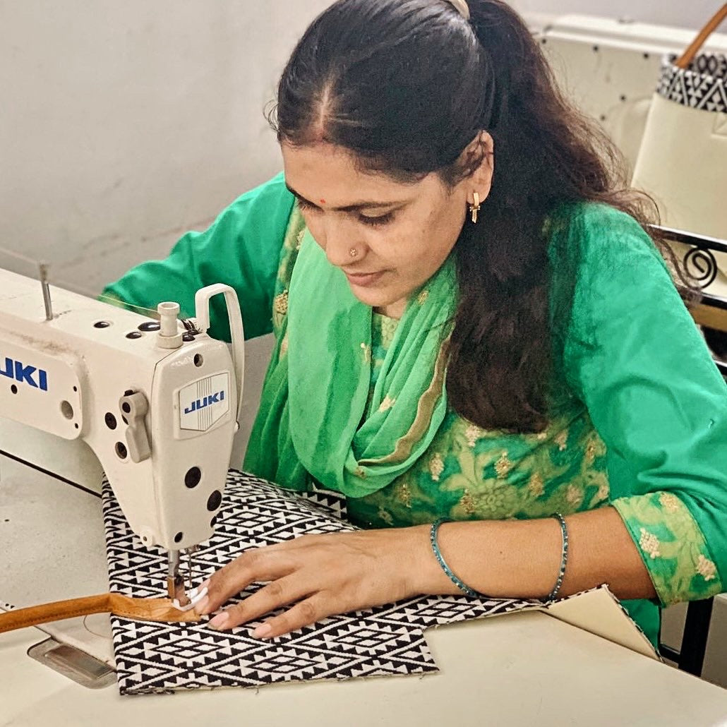 Reywa Fibers Large Bucket Tote