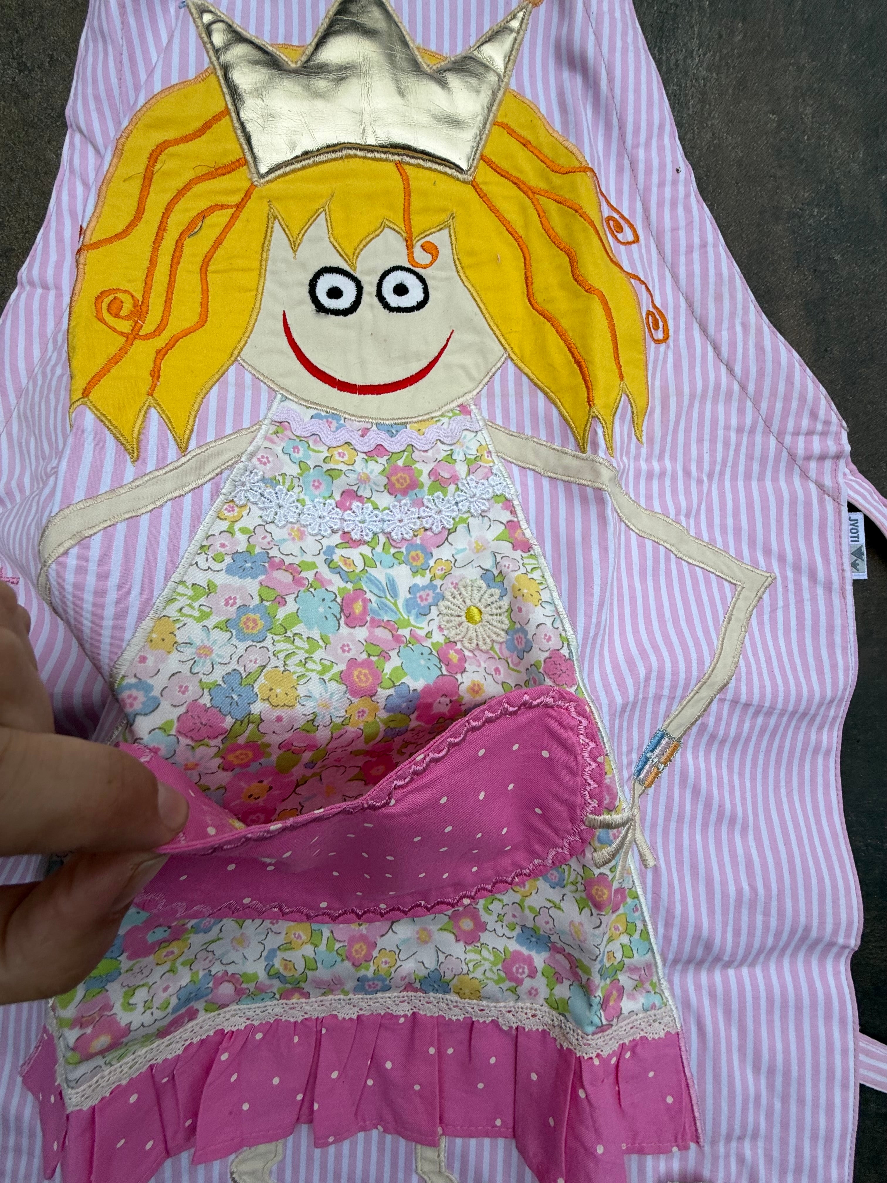Apron