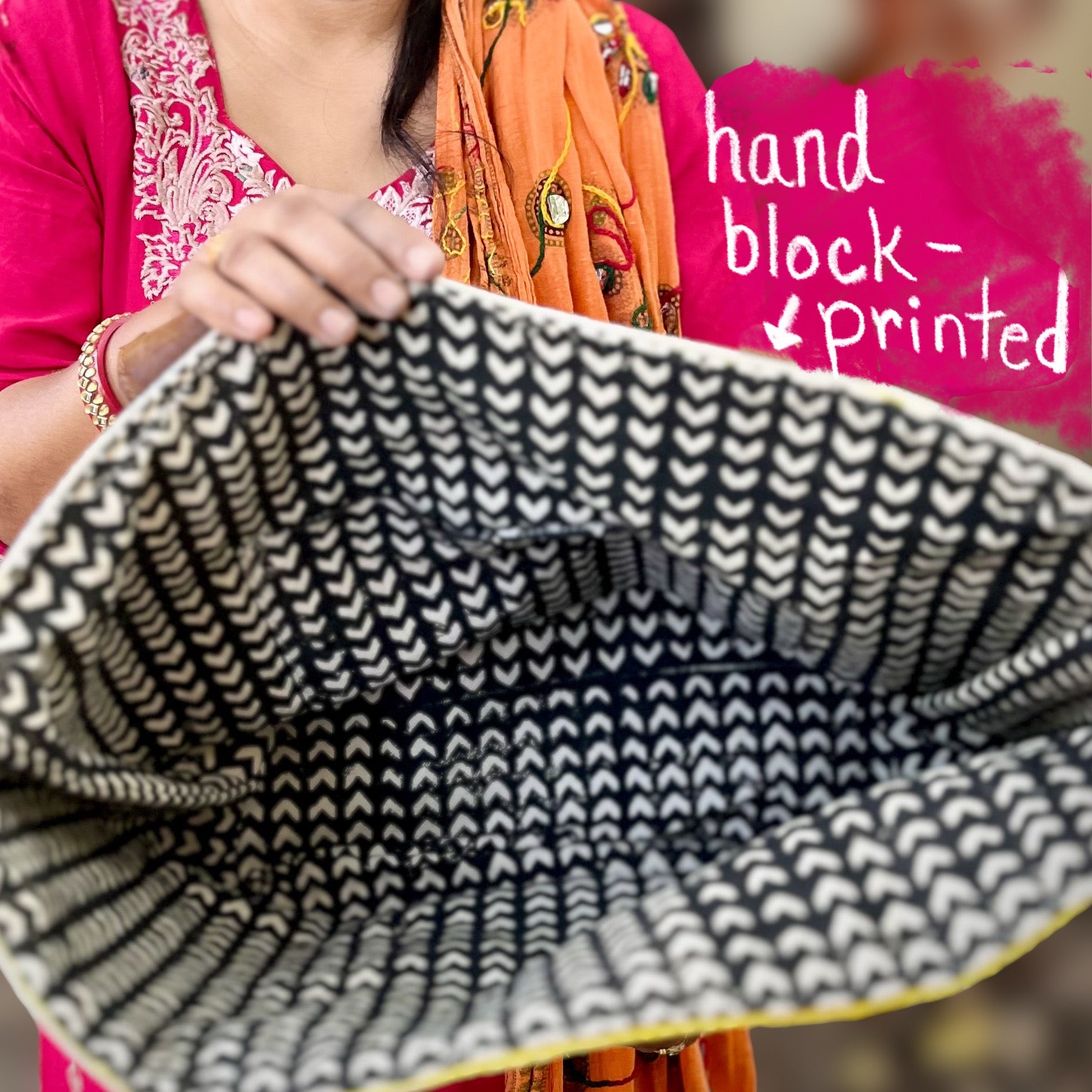 Reywa Fibers Large Bucket Tote