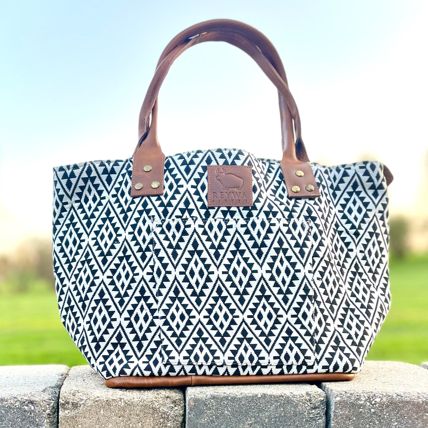 Reywa Fibers Large Bucket Tote